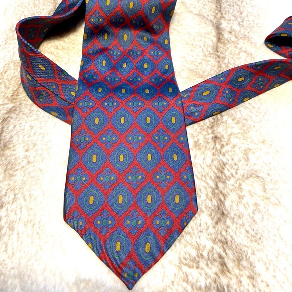 Silk Tie Gap - Picture 3 of 6